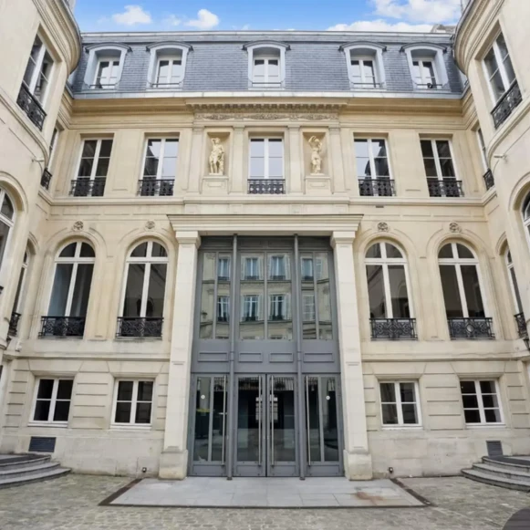 Espace indépendant 1 955 m² 195 postes Coworking Rue de Liège Paris 75009 - photo 1