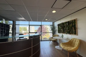 Bureau privé - 33700 - 1 poste - 540€