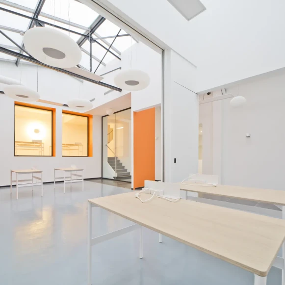 Espace indépendant 220 m² 25 postes Location bureau Rue d'Aboukir Paris 75002 - photo 1