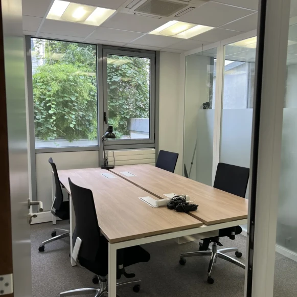 Espace indépendant 66 m² 12 postes Coworking Rue Louis Rouquier Levallois-Perret 92300 - photo 4