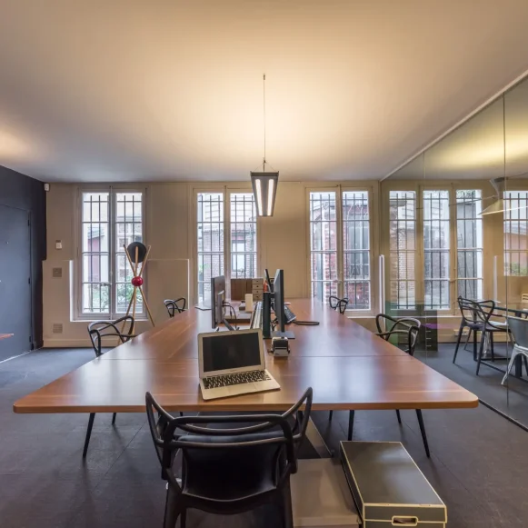 Espace indépendant 75 m² 12 postes Location bureau Rue du Cherche-Midi Paris 75006 - photo 3