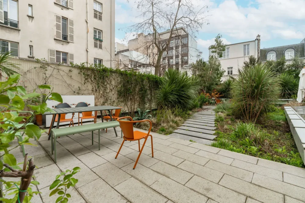 Espace indépendant - 75009 - 42 postes - 25830€
