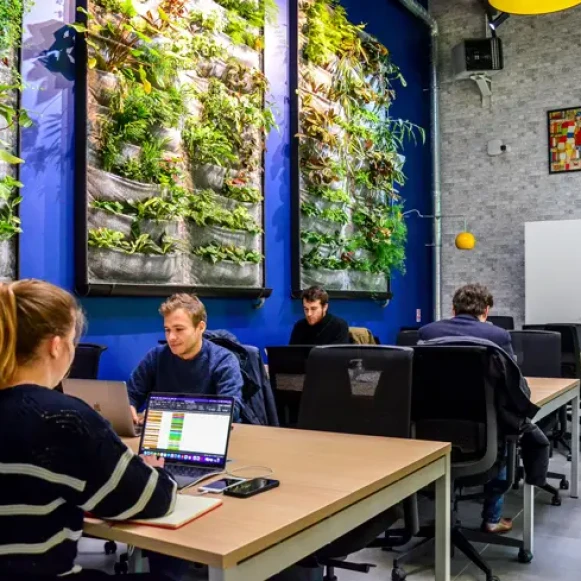 Bureau privé 17 m² 4 postes Location bureau Rue de Paris Noisy-le-Sec 93130 - photo 4