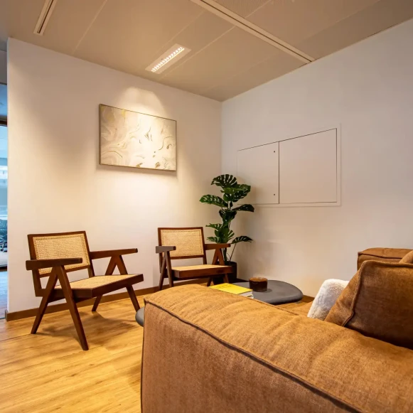Bureau privé 8 m² 2 postes Coworking Rue d'Alsace Levallois-Perret 92300 - photo 11