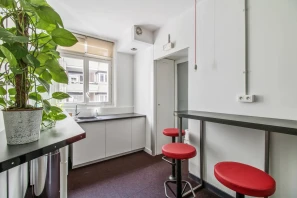 Bureau privé - 75009 - 6 postes - 3150€