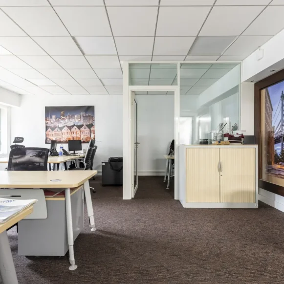 Bureau privé 359 m² 30 postes Location bureau Quai Gallieni Suresnes 92150 - photo 5