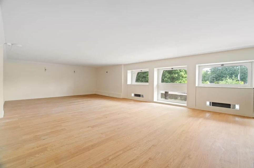 Jöro Cours Albert 1er