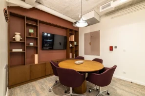 Espace indépendant - 75008 - 76 postes - 60500€