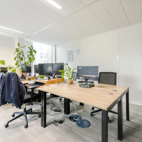 Bureau privé 84 m² 14 postes Coworking Rue Pablo Neruda Levallois-Perret 92300 - photo 7