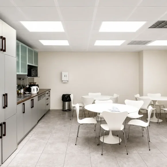 Espace indépendant 1 026 m² 150 postes Location bureau Avenue Bosquet Paris 75007 - photo 2