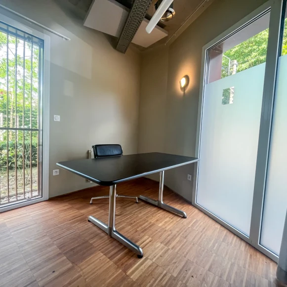 Espace indépendant 108 m² 8 postes Coworking Avenue de Flandre Wasquehal 59290 - photo 3