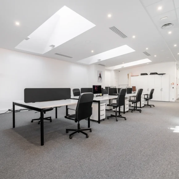 Espace indépendant 350 m² 50 postes Location bureau Rue Baudin Levallois-Perret 92300 - photo 6