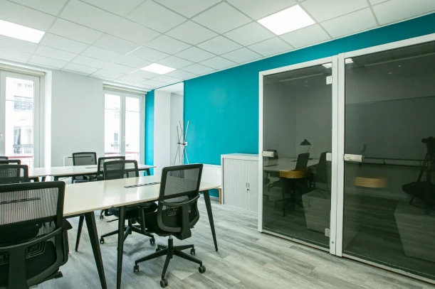 Espace indépendant - 75010 - 24 postes - 9500€