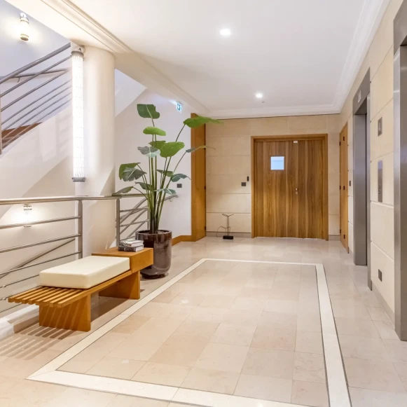 Bureau privé 54 m² 18 postes Location bureau Rue Taitbout Paris 75009 - photo 9