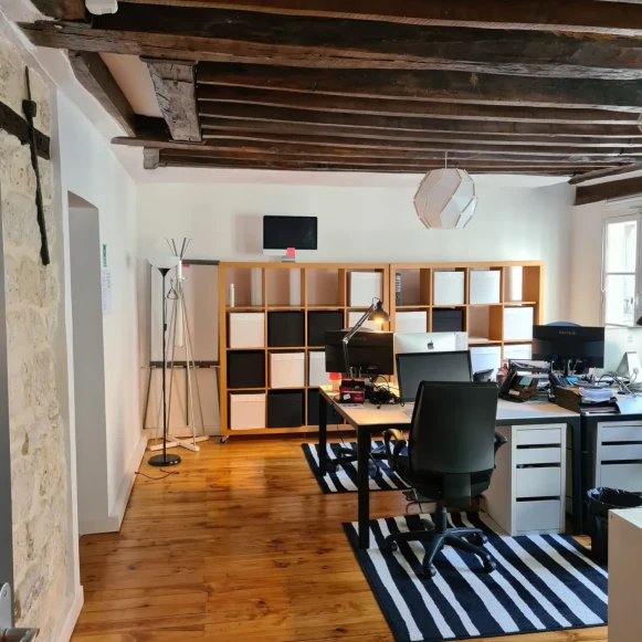 Bureau privé 30 m² 6 postes Location bureau Rue du Faubourg Saint-Antoine Paris 75011 - photo 3