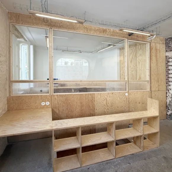 Bureau privé 13 m² 4 postes Location bureau Rue Jean de la Fontaine Paris 75016 - photo 6