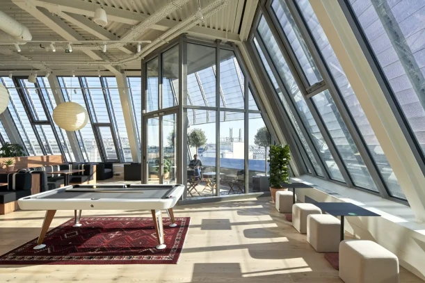 Bureau privé - 75008 - 8 postes - 7750€