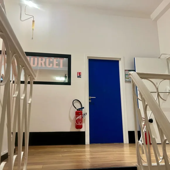 Bureau privé 200 m² 35 postes Coworking Rue du Faubourg Saint-Martin Paris 75010 - photo 6