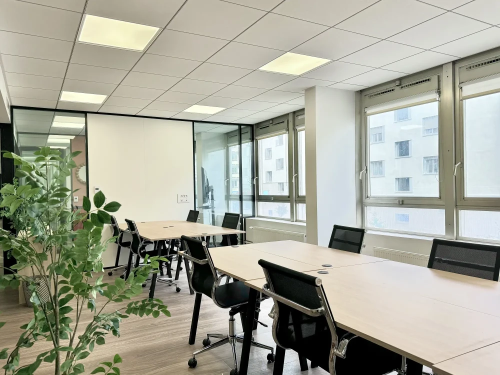 Espace indépendant - 75012 - 47 postes - 10500€