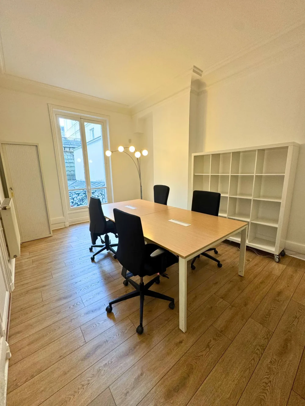 Bureau privé - 75003 - 5 postes - 2500€