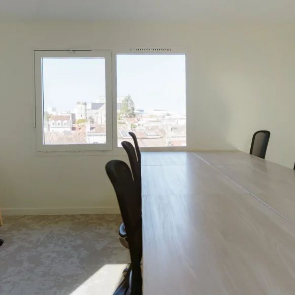 Bureau privé 53 m² 11 postes Coworking Rue Turenne Bordeaux 33000 - photo 1
