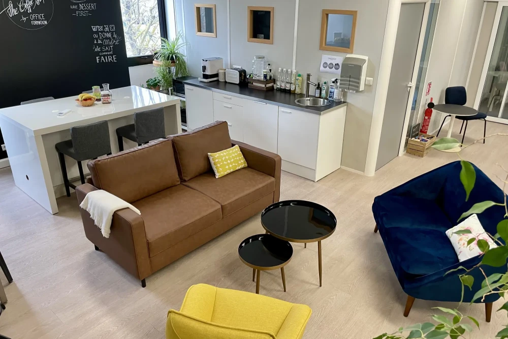 Bureau privé - 31520 - 2 postes - 750€