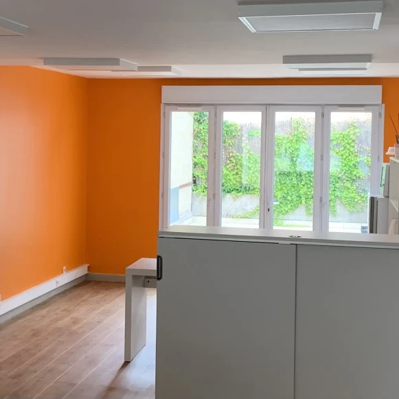 Bureau privé 60 m² 6 postes Location bureau Rue de la Croix Nanterre 92000 - photo 9