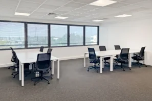 Bureau privé - 37100 - 20 postes - 6474€