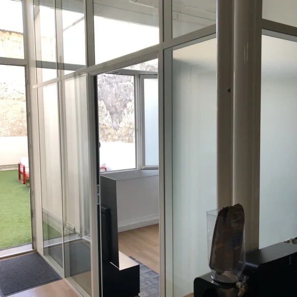 Espace indépendant 78 m² 12 postes Location bureau Quai des Chartrons Bordeaux 33000 - photo 8