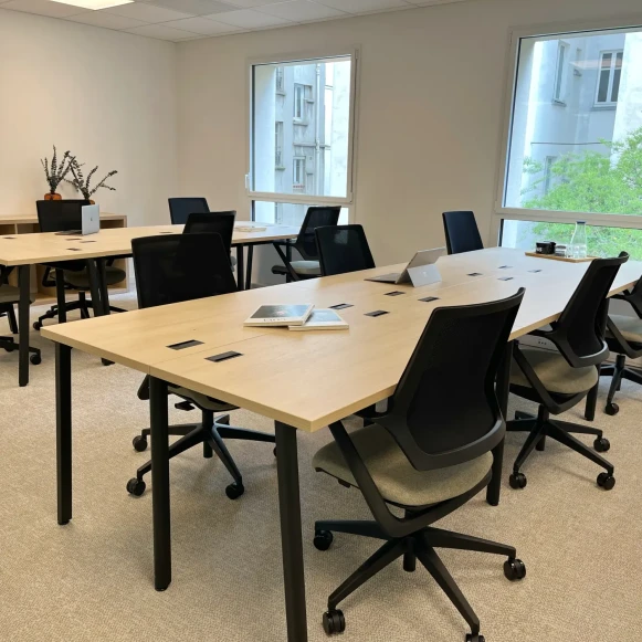 Bureau privé 31 m² 10 postes Coworking Rue Ordener Paris 75018 - photo 1