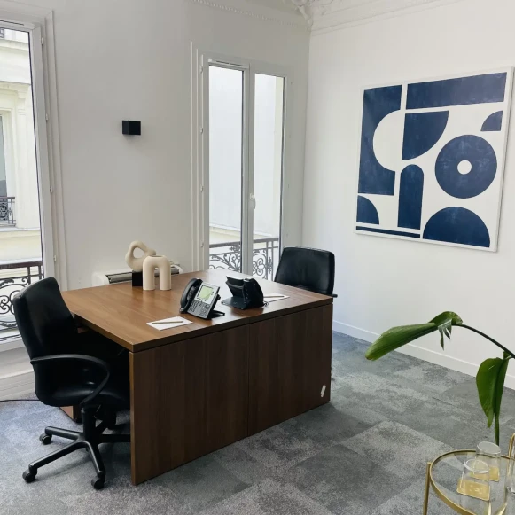 Bureau privé 18 m² 4 postes Coworking Avenue Kléber Paris 75016 - photo 2