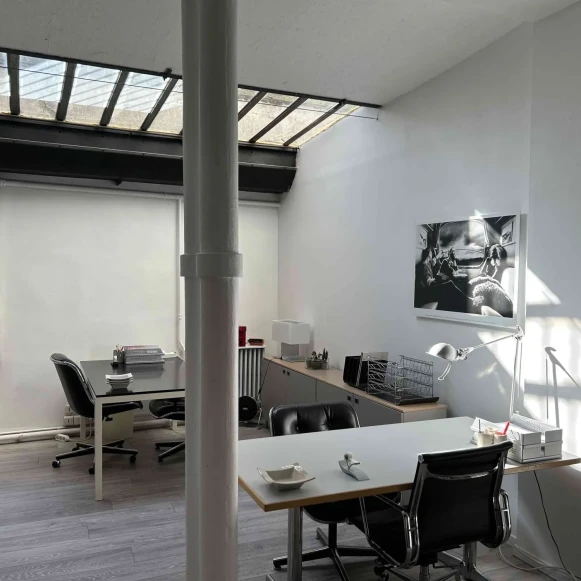 Espace indépendant 120 m² 20 postes Coworking Rue des Trois Bornes Paris 75011 - photo 3