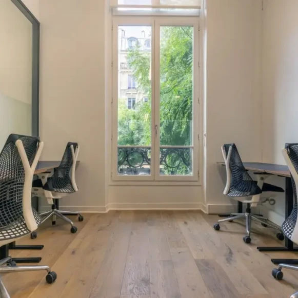 Bureau privé 12 m² 4 postes Coworking Avenue de la République Paris 75011 - photo 8