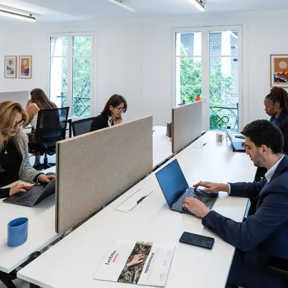 Espace indépendant 140 m² 20 postes Location bureau Place de la Madeleine Paris 75008 - photo 2
