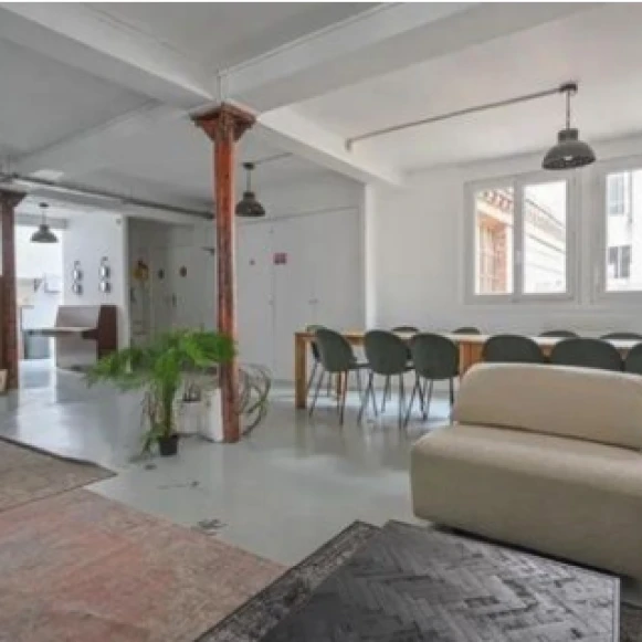 Espace indépendant 200 m² 30 postes Location bureau Rue Louis Blanc Paris 75010 - photo 3