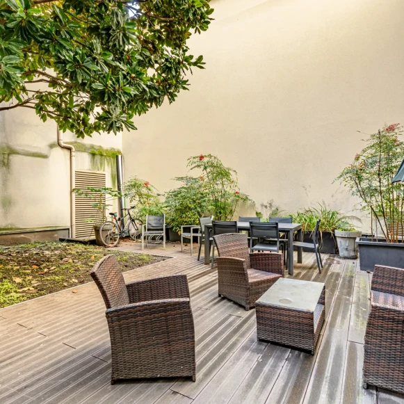 Bureau privé 18 m² 4 postes Coworking Rue de Rochechouart Paris 75009 - photo 4
