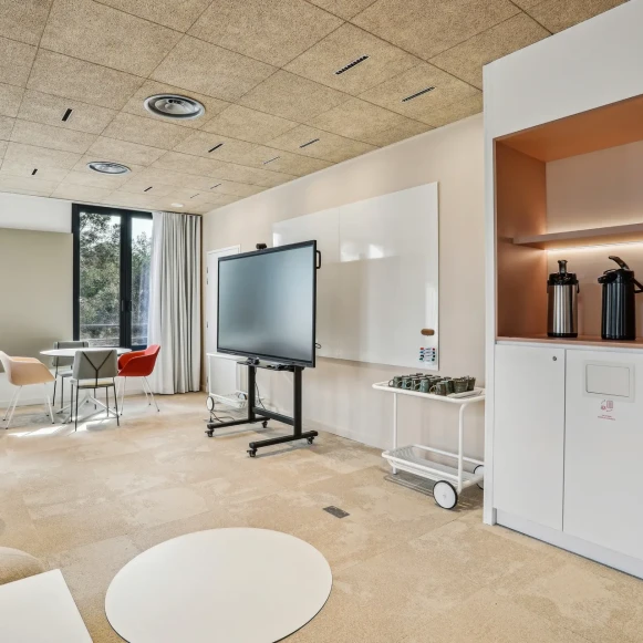 Bureau privé 17 m² 2 postes Location bureau Rue Albert Einstein Valbonne 06560 - photo 9