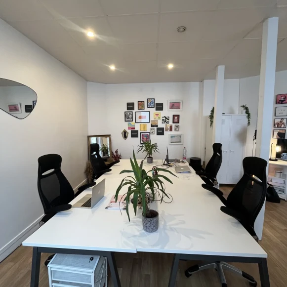 Bureau privé 37 m² 6 postes Location bureau Rue Feydeau Paris 75002 - photo 6