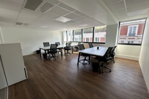 Bureau privé - 75017 - 10 postes - 5000€