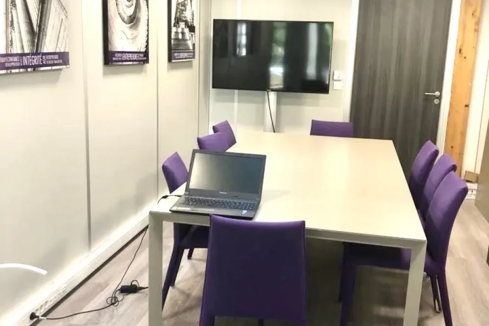 Bureau privé - 69009 - 2 postes - 600€