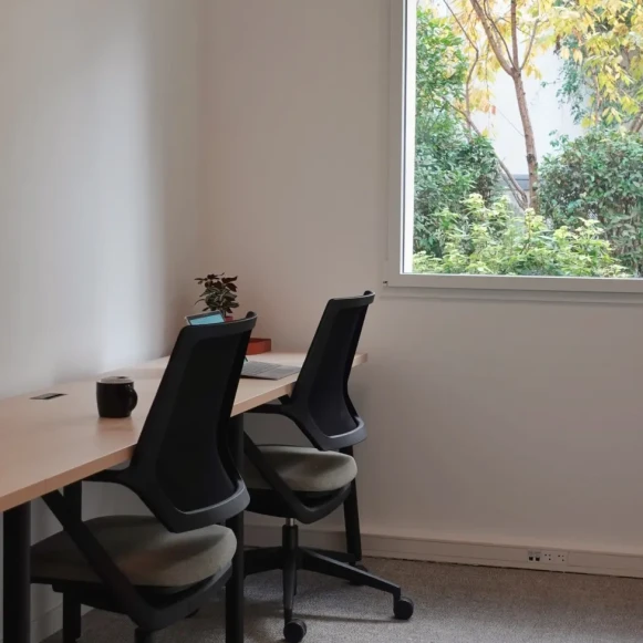 Bureau privé 31 m² 10 postes Coworking Rue Ordener Paris 75018 - photo 5
