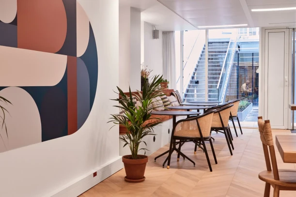 Espace indépendant - 75016 - 48 postes - 43680€