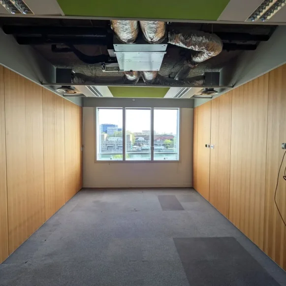 Bureau privé 13 m² 2 postes Location bureau Quai Panhard et Levassor Paris 75013 - photo 3