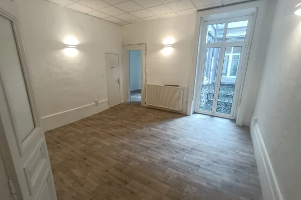 Bureau privé - 34000 - 5 postes - 500€