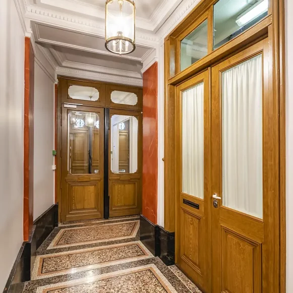 Bureau privé 30 m² 2 postes Location bureau Rue du Four Paris 75006 - photo 4