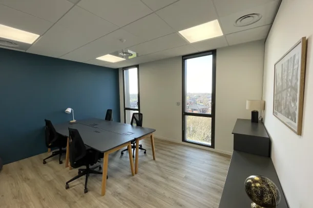 Bureau privé - 59650 - 6 postes - 1571€