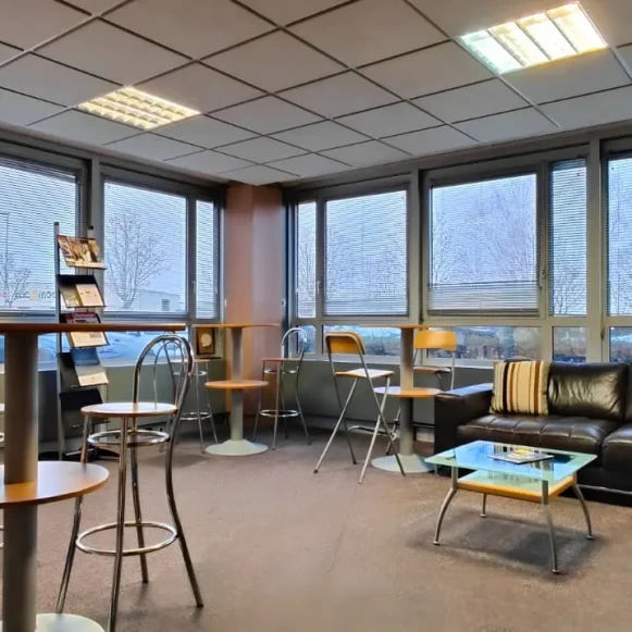 Bureau privé 20 m² 2 postes Coworking Rue Denis Papin Ludres 54710 - photo 3