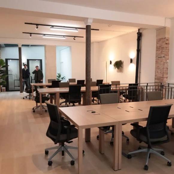 Espace indépendant 194 m² 30 postes Coworking Rue de Rocroy Paris 75010 - photo 10