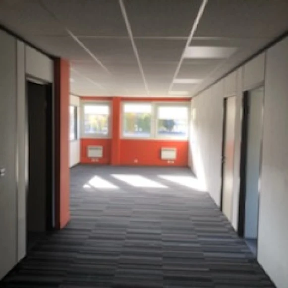 Bureau privé 322 m² 64 postes Location bureau Route de Gisy Bièvres 91570 - photo 7