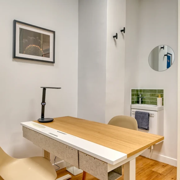 Espace indépendant 50 m² 8 postes Location bureau Rue Jules Guesde Levallois-Perret 92300 - photo 2